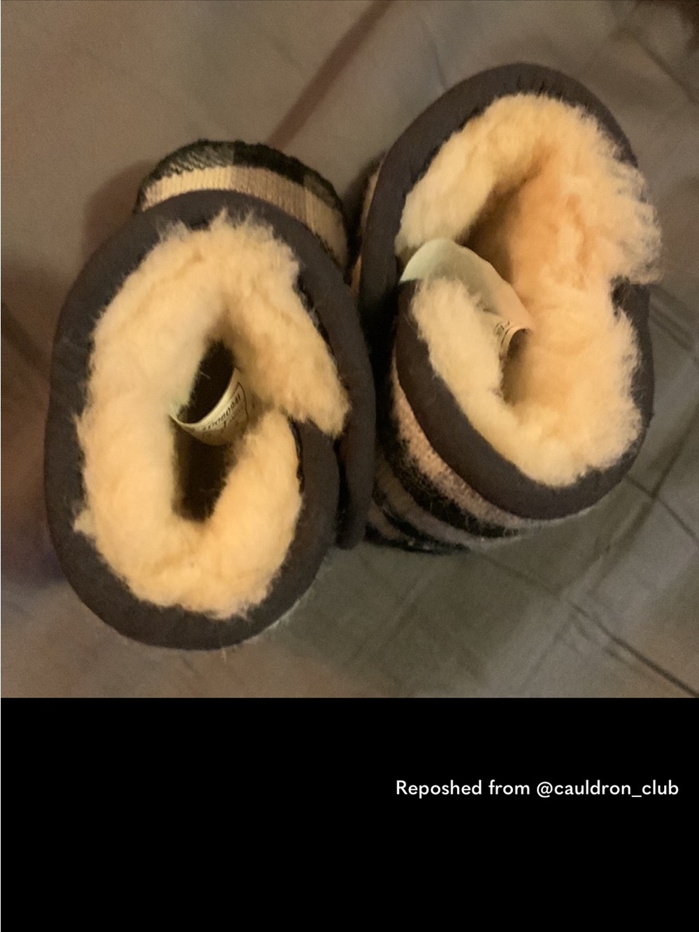 UGG Baby Purl Pine Buffalo Plaid Booties | Size 0/1 | NWOT 🖤🤍 - Picture 7 of 10